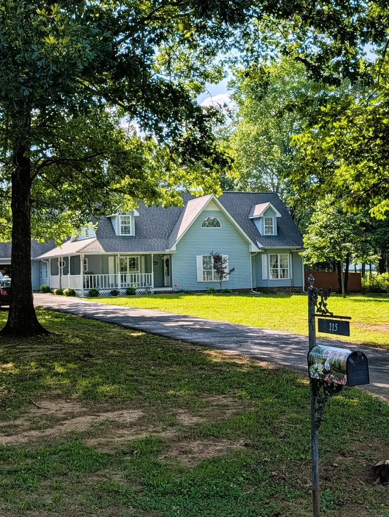 115 Coby Drive Unionville TN 37180
