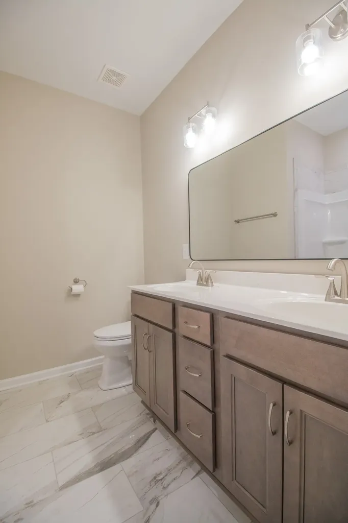 70 Wofford Estates Clarksville TN 37040