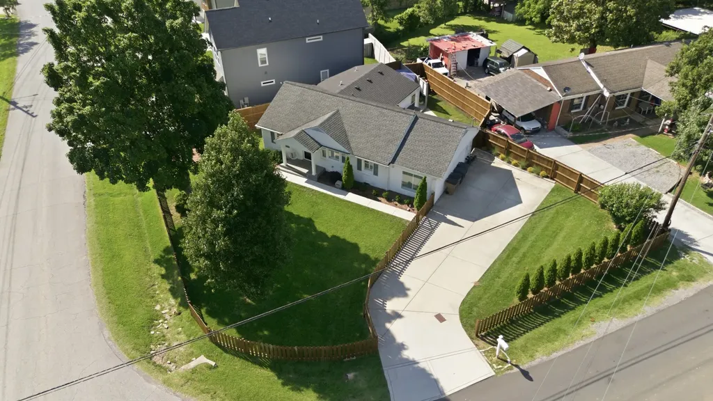 5011 Cherrywood Drive Nashville TN 37211