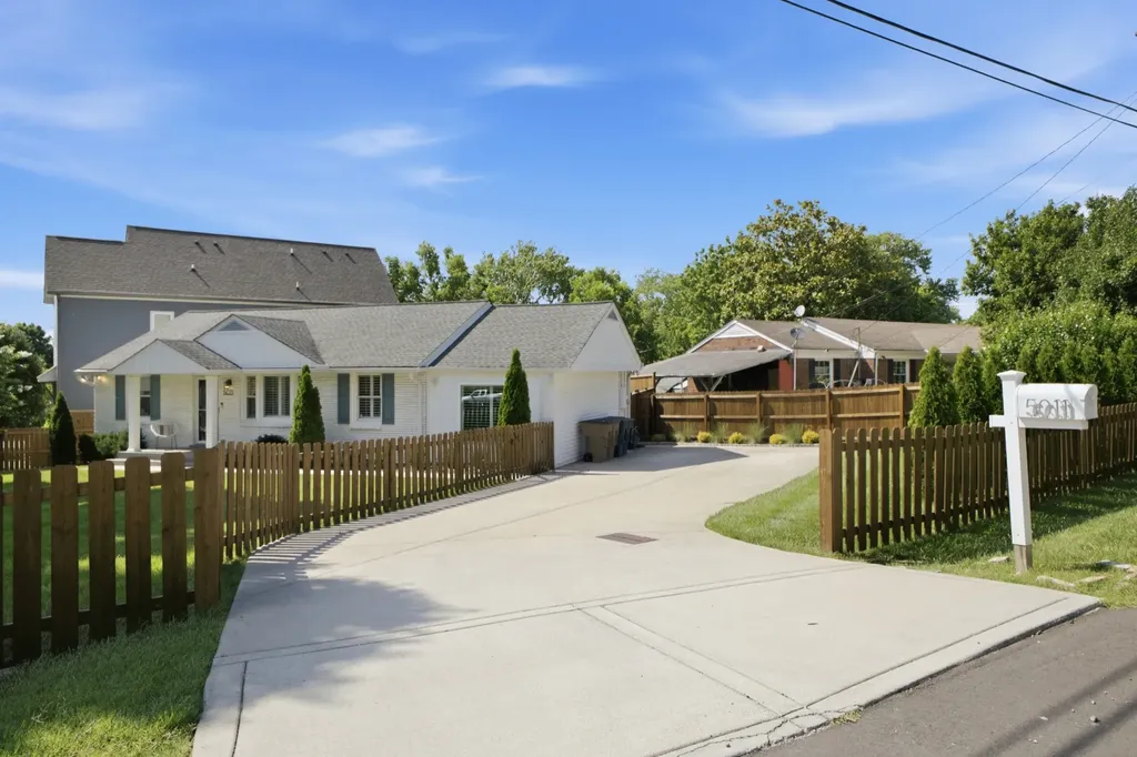 5011 Cherrywood Drive Nashville TN 37211