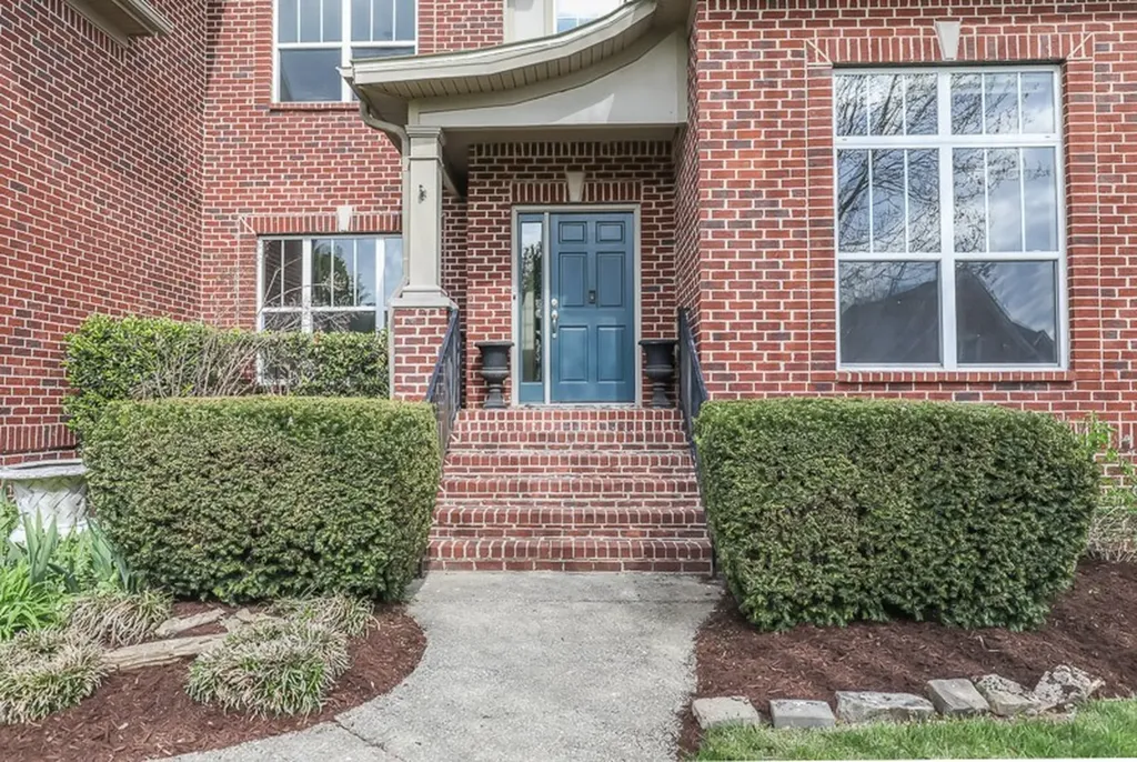 1060 Dorset Drive Hendersonville TN 37075