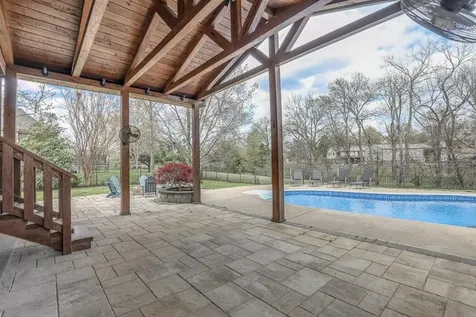 1060 Dorset Drive Hendersonville TN 37075