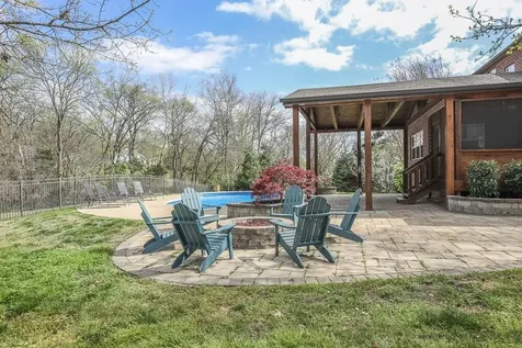 1060 Dorset Drive Hendersonville TN 37075