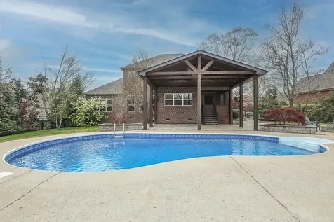 1060 Dorset Drive Hendersonville TN 37075