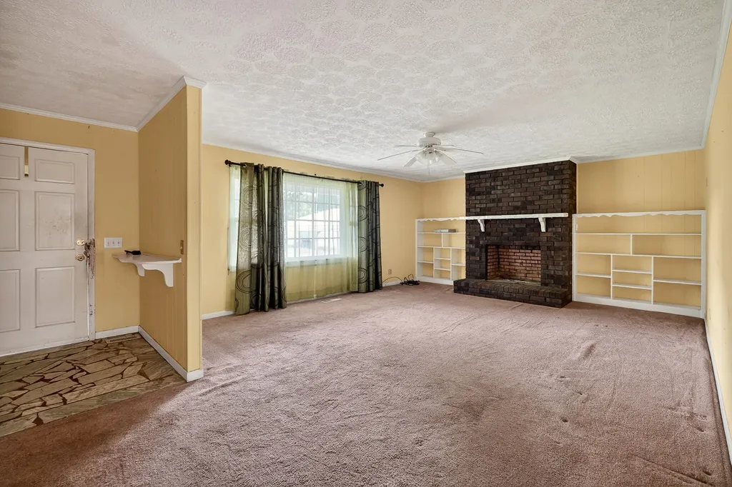 744 King Ridge Road Dowelltown TN 37059