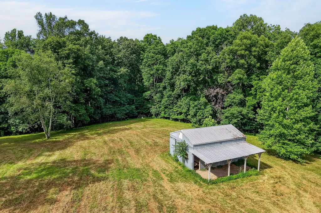 744 King Ridge Road Dowelltown TN 37059