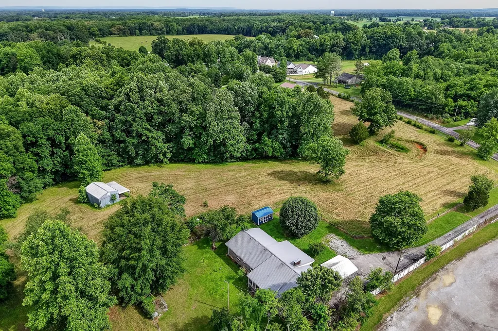 744 King Ridge Road Dowelltown TN 37059