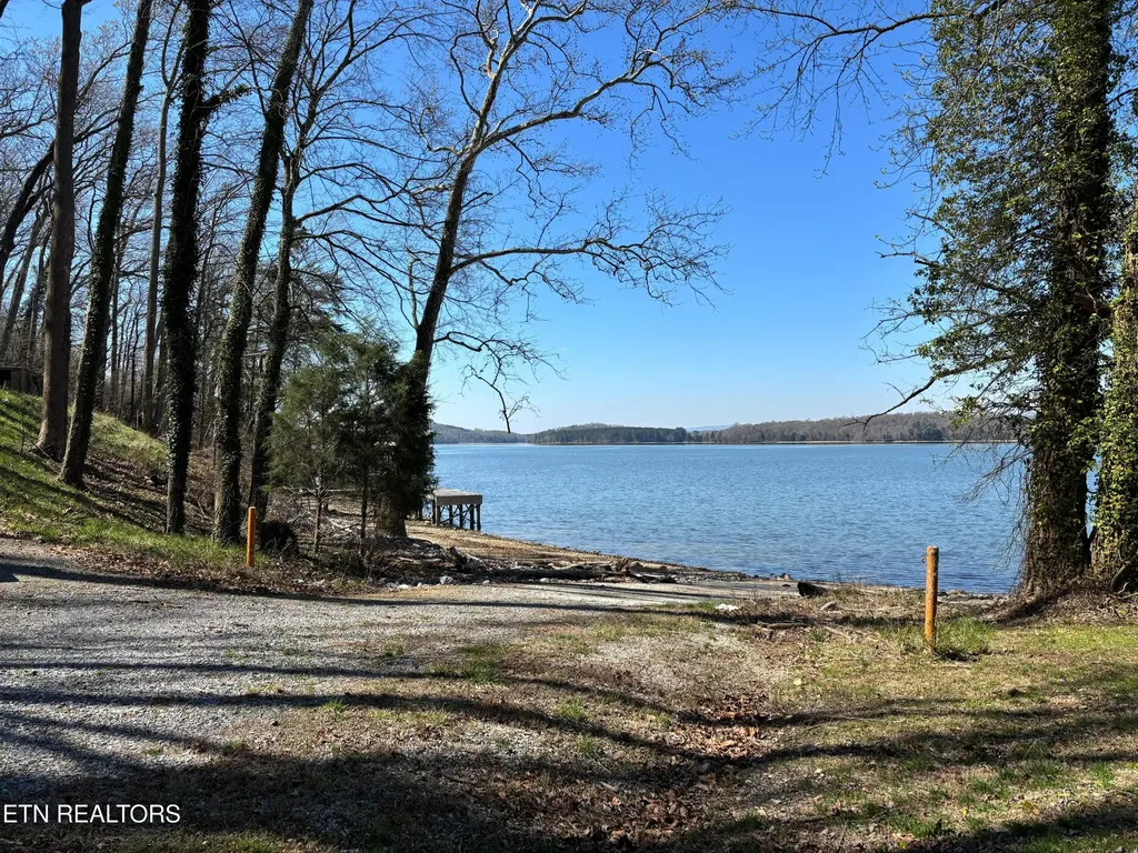 38 Johnson Lane Ten Mile TN 37880