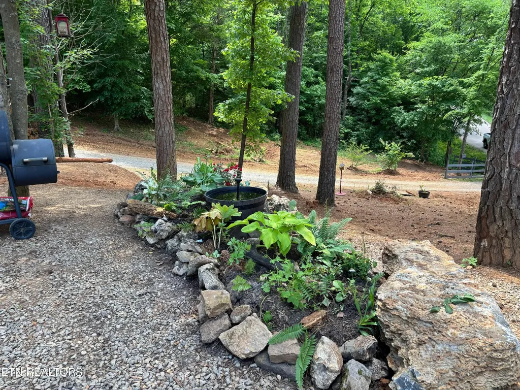 361365 County Road 38 Riceville TN 37370