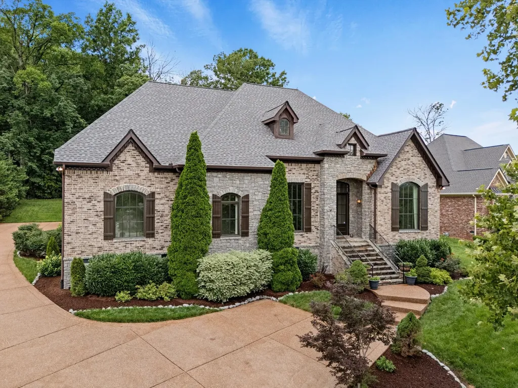 9512 Wicklow Road Brentwood TN 37027
