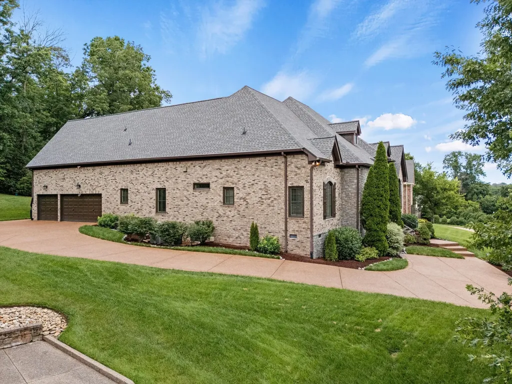 9512 Wicklow Road Brentwood TN 37027