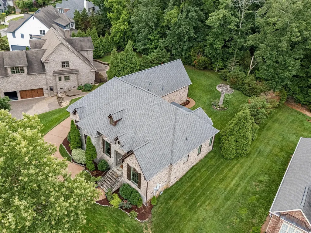 9512 Wicklow Road Brentwood TN 37027