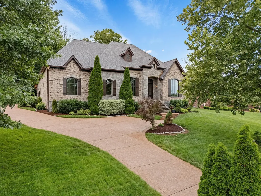 9512 Wicklow Road Brentwood TN 37027
