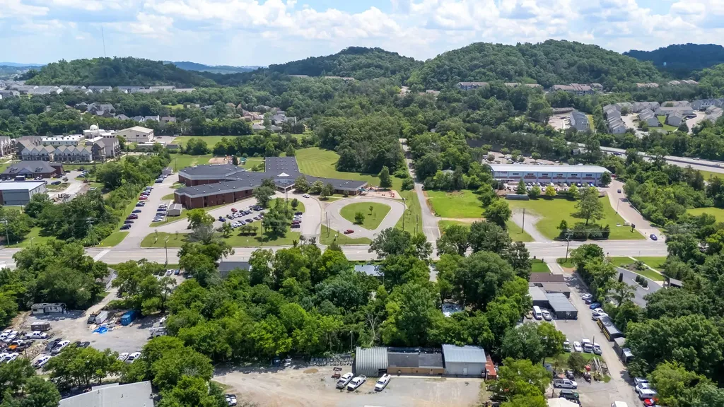 655 Old Hickory Boulevard Nashville TN 37209
