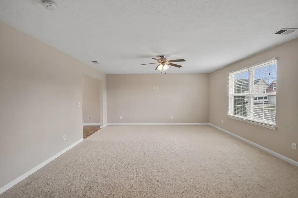 1103 Harmony Lane La Vergne TN 37086