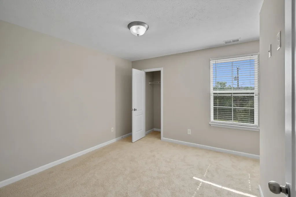 1103 Harmony Lane La Vergne TN 37086