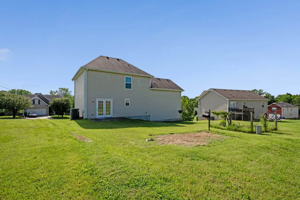 1103 Harmony Lane La Vergne TN 37086