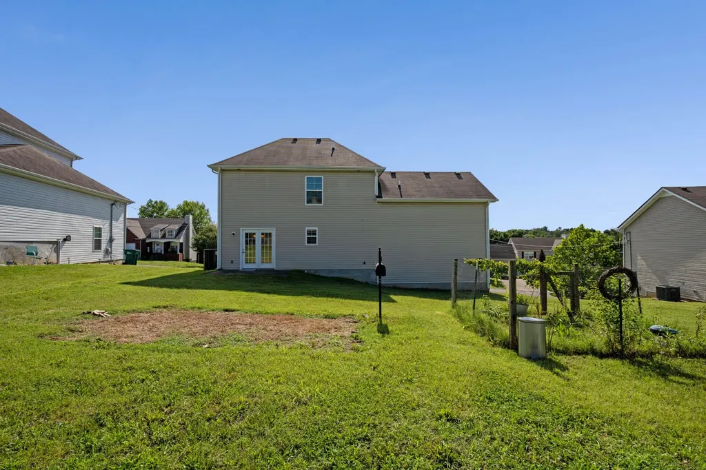 1103 Harmony Lane La Vergne TN 37086