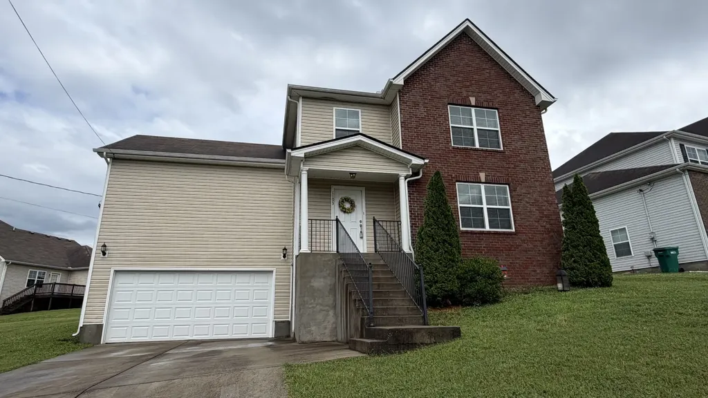 1103 Harmony Lane La Vergne TN 37086