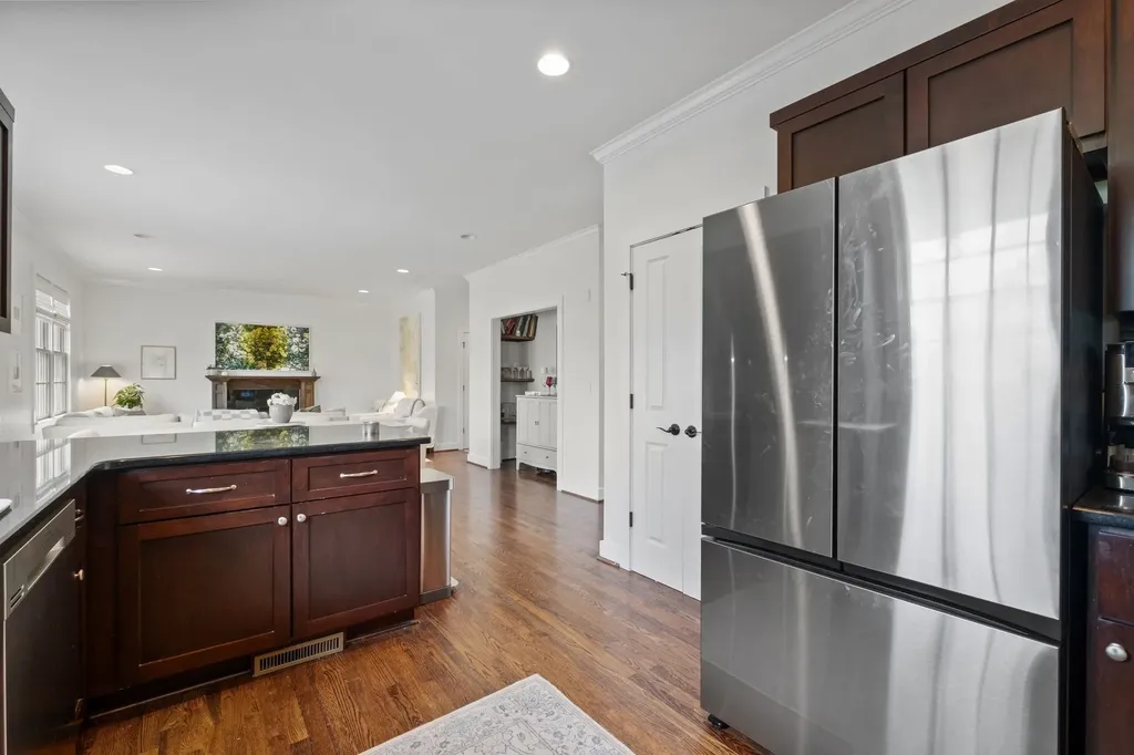 5505 Knob Road Nashville TN 37209