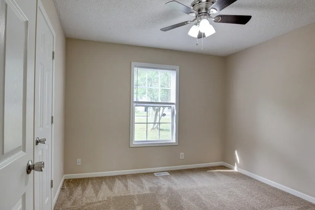 1356 Meredith Way Clarksville TN 37042