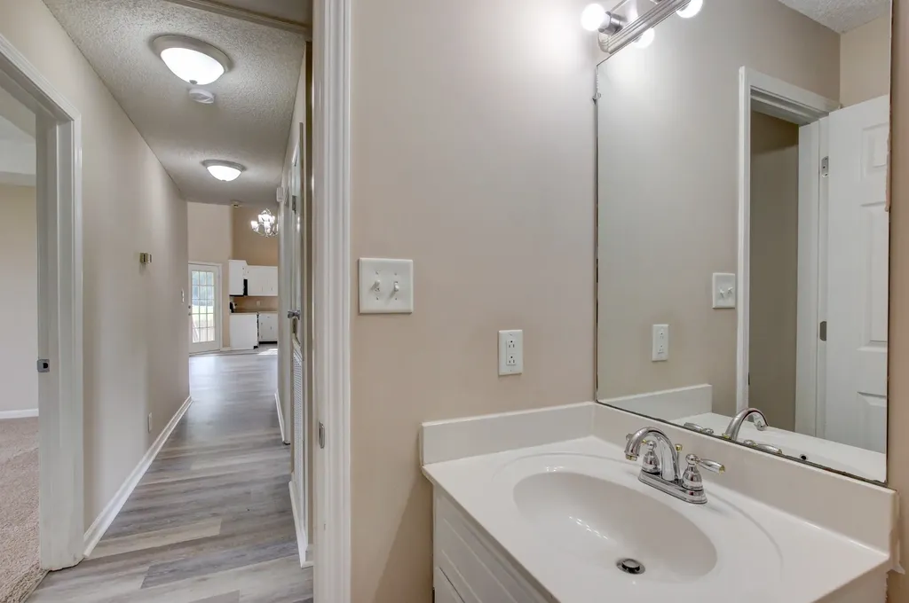 1356 Meredith Way Clarksville TN 37042