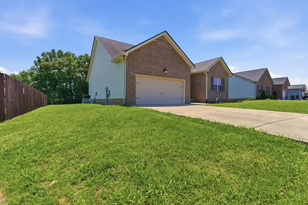 528 Twyla Drive Lebanon TN 37087