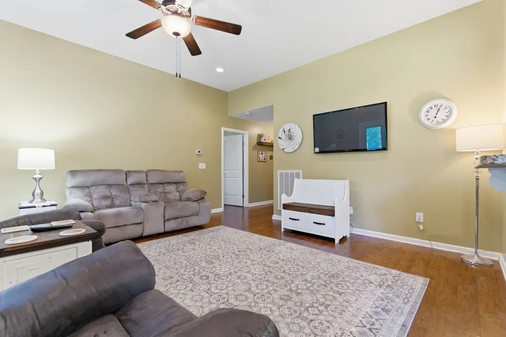 528 Twyla Drive Lebanon TN 37087