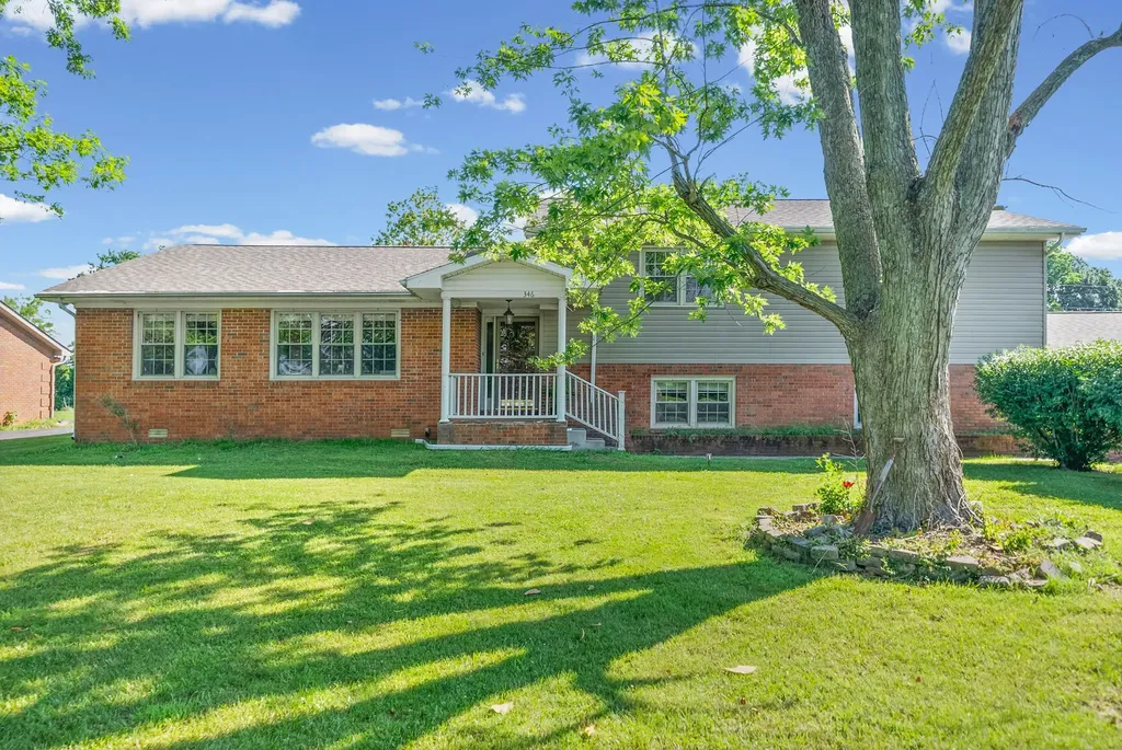 346 W Nashville Street Pembroke KY 42266