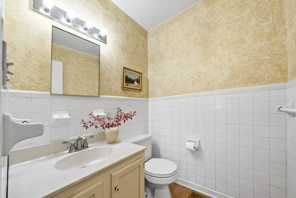 346 W Nashville Street Pembroke KY 42266