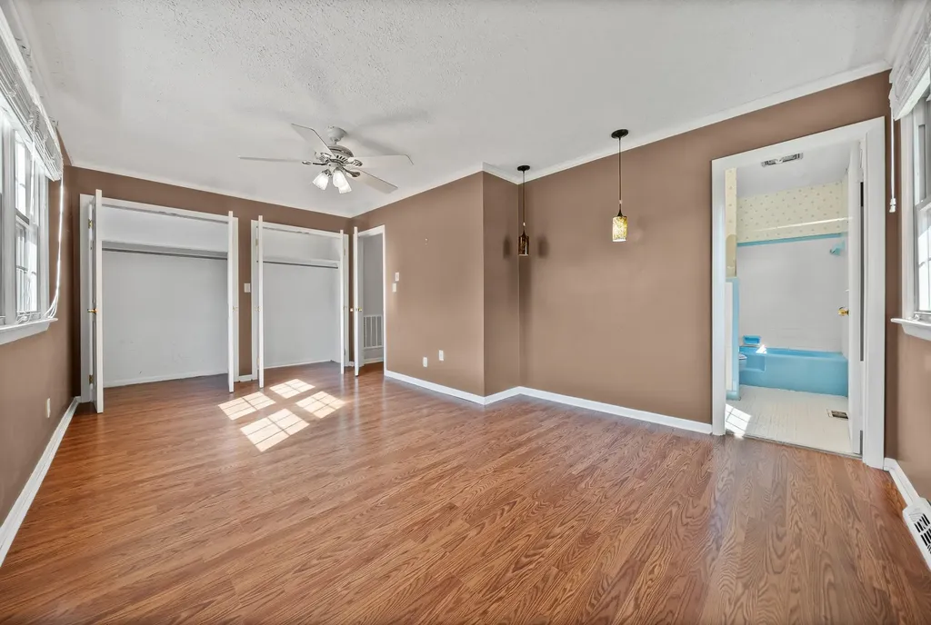 346 W Nashville Street Pembroke KY 42266