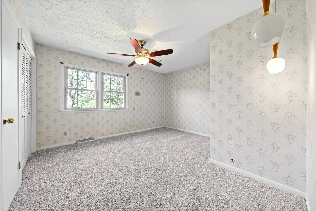 346 W Nashville Street Pembroke KY 42266