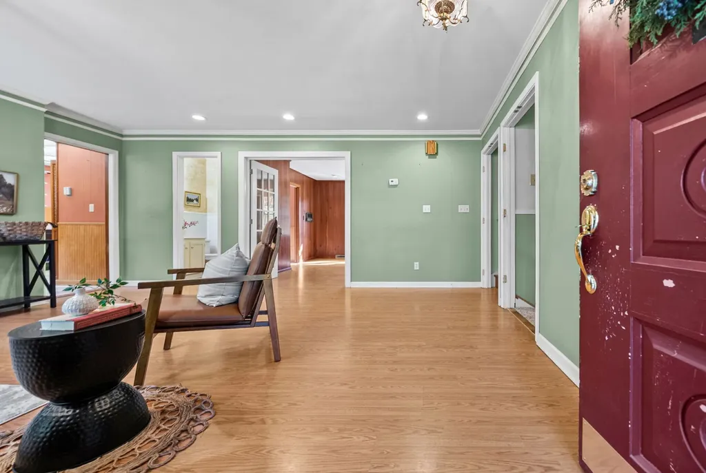 346 W Nashville Street Pembroke KY 42266