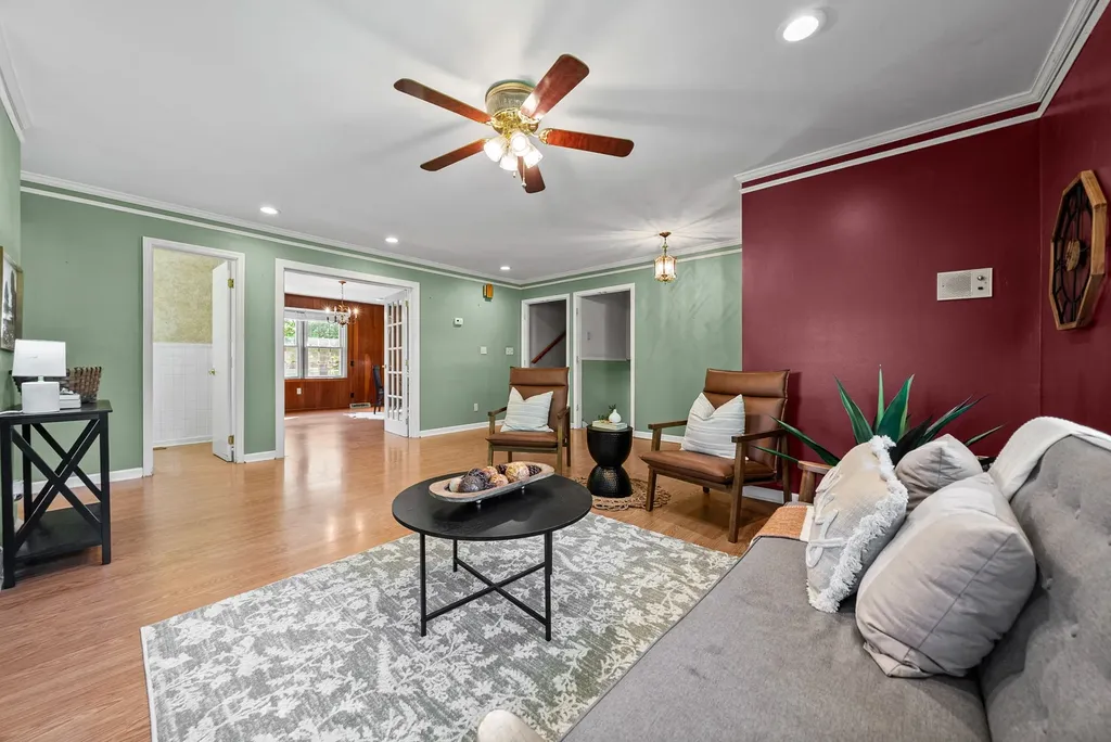 346 W Nashville Street Pembroke KY 42266