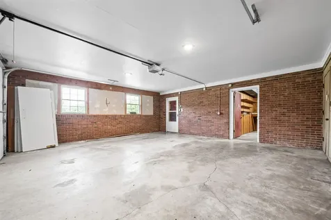 346 W Nashville Street Pembroke KY 42266