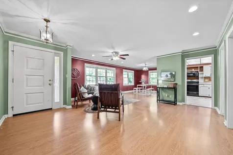 346 W Nashville Street Pembroke KY 42266