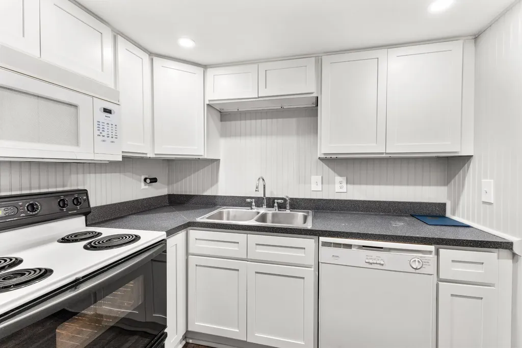 214 Old Hickory Boulevard Nashville TN 37221