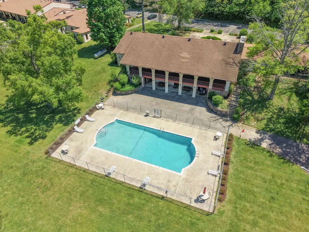 214 Old Hickory Boulevard Nashville TN 37221