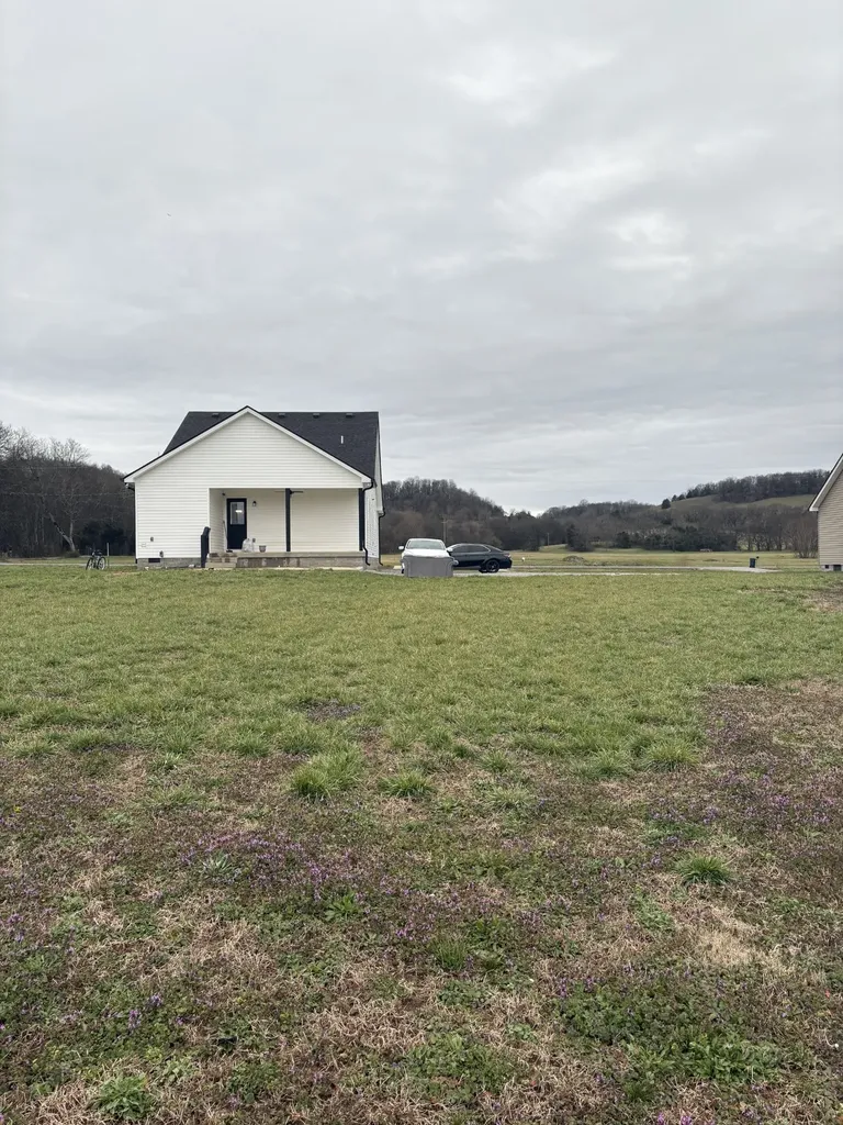 2359 Claude Fox Road Cornersville TN 37047