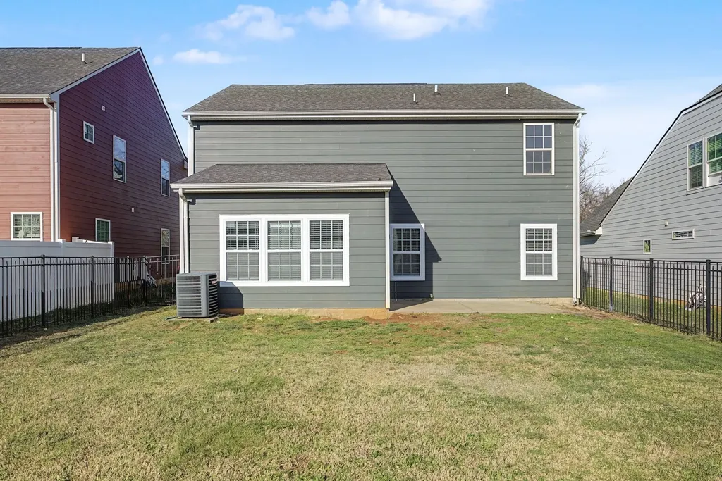 2815 Leatherwood Drive Murfreesboro TN 37128