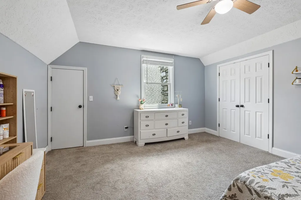 7672 Jones Road White House TN 37188