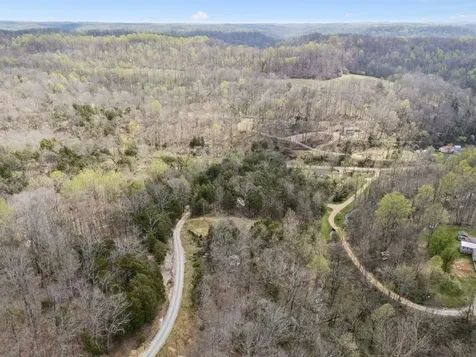 0 Old Highway 31e Westmoreland TN 37186
