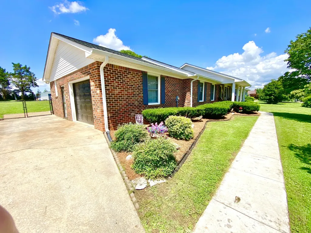 106 Chattin Street Winchester TN 37398