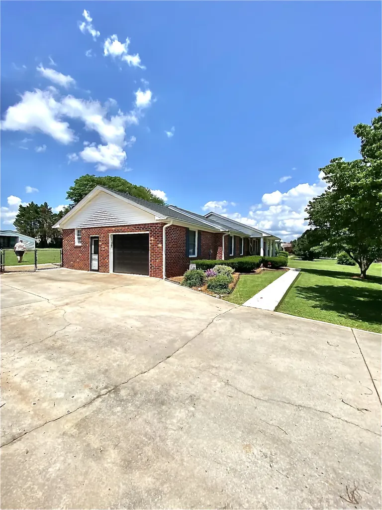 106 Chattin Street Winchester TN 37398