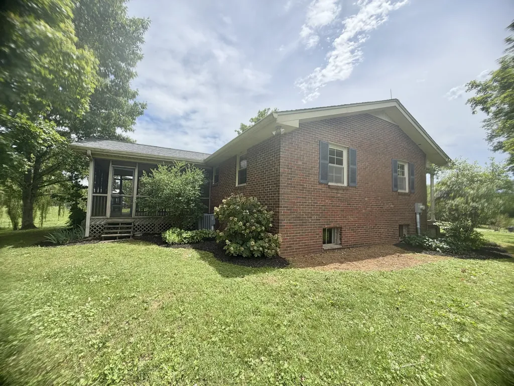 521 Centerville Road Lebanon TN 37087