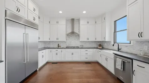 8008 Mountain Laurel Trail Signal Mountain TN 37377