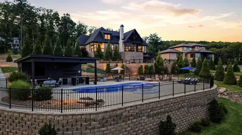 8008 Mountain Laurel Trail Signal Mountain TN 37377