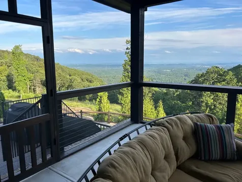 8008 Mountain Laurel Trail Signal Mountain TN 37377