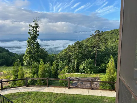8008 Mountain Laurel Trail Signal Mountain TN 37377
