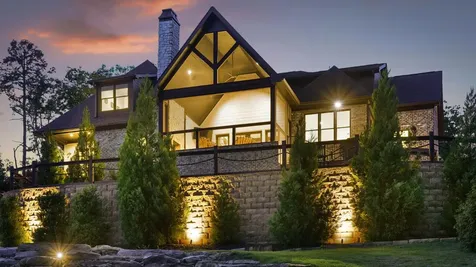 8008 Mountain Laurel Trail Signal Mountain TN 37377